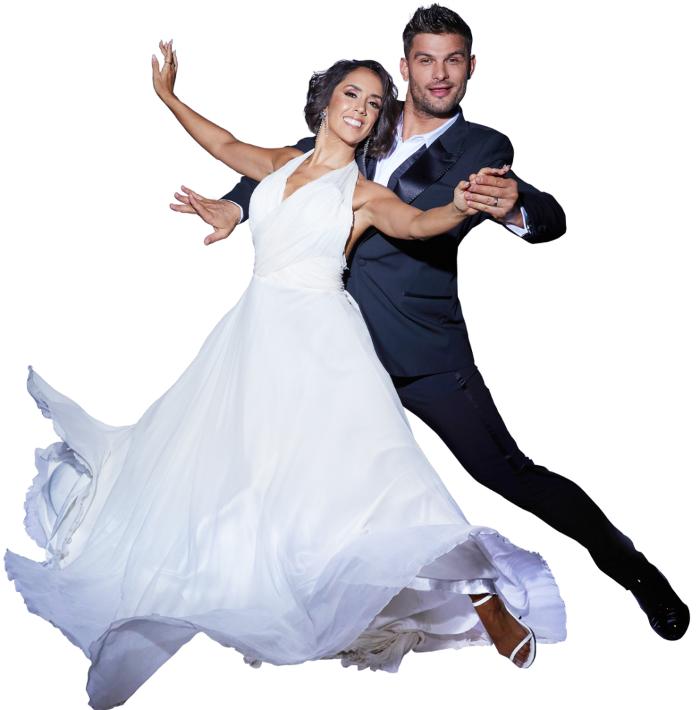 Aljaž Škorjanec and Janette Manrara in a ballroom dance pose