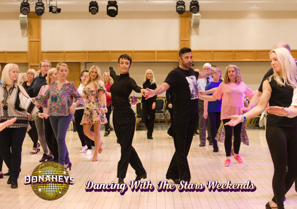Giovanni Pernice and Lauren Oakley teaching cha cha | Donaheys 5* Breaks learn to dance